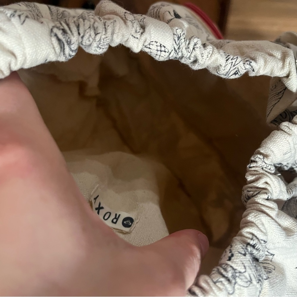 Roxy tropical drawstring backpack bag - image 5